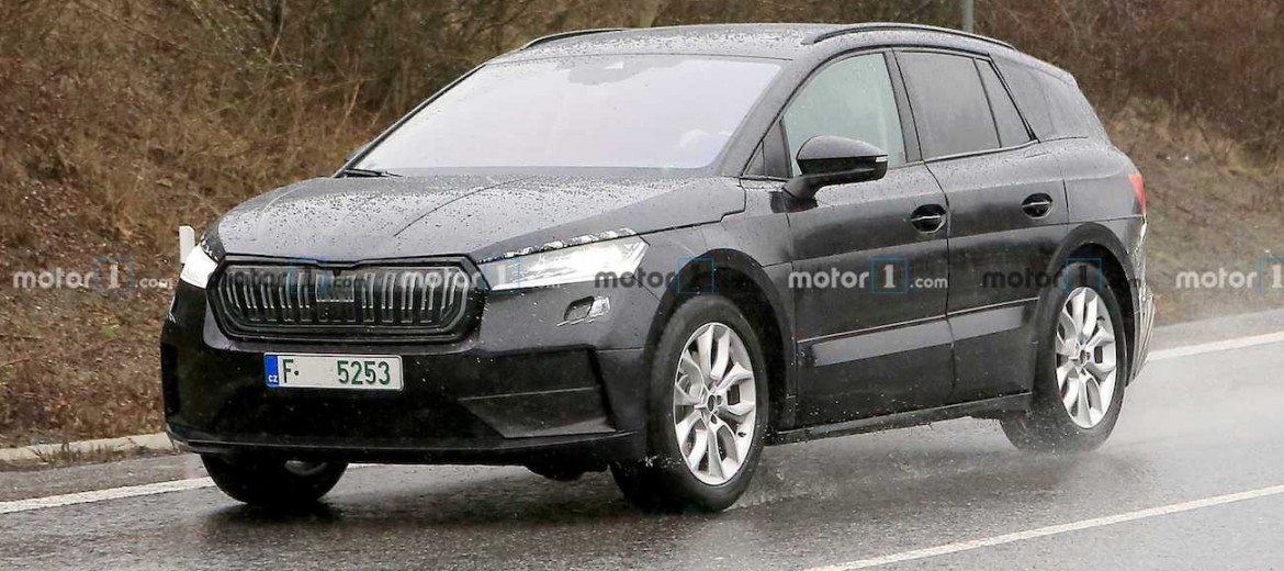 Skoda Enyaq 2021 года внутри и снаружи