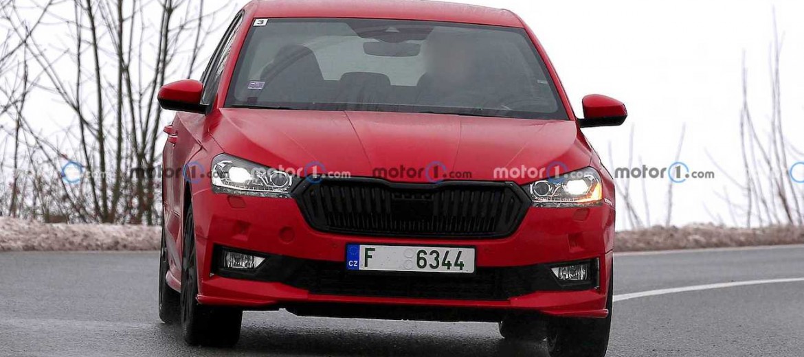 Шпионские снимки Skoda Fabia 2021 года Монте-Карло и Стандарт