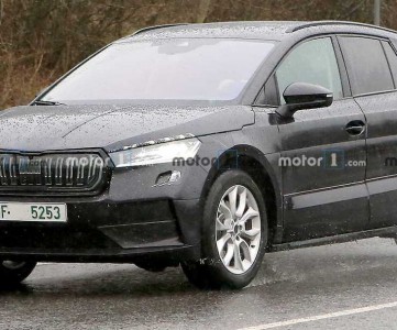 Skoda Enyaq 2021 года внутри и снаружи